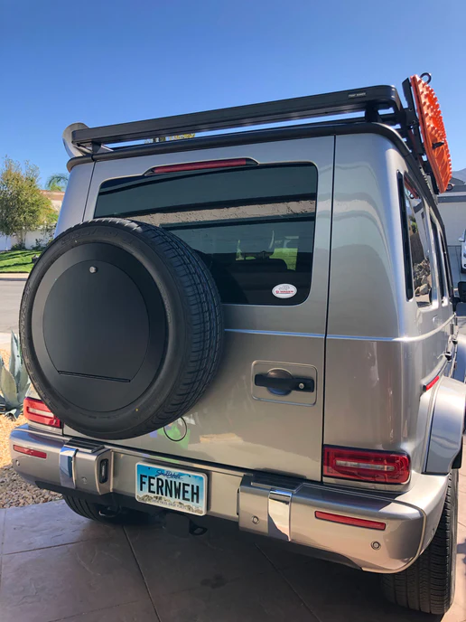 Spare Wheel Cover with Lockable Compartment for Mercedes Gwagen - Image 11