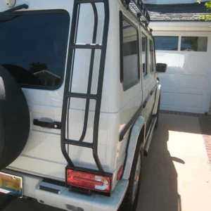 Access Ladder gwagen ladder roof gutter attachment 516x688
