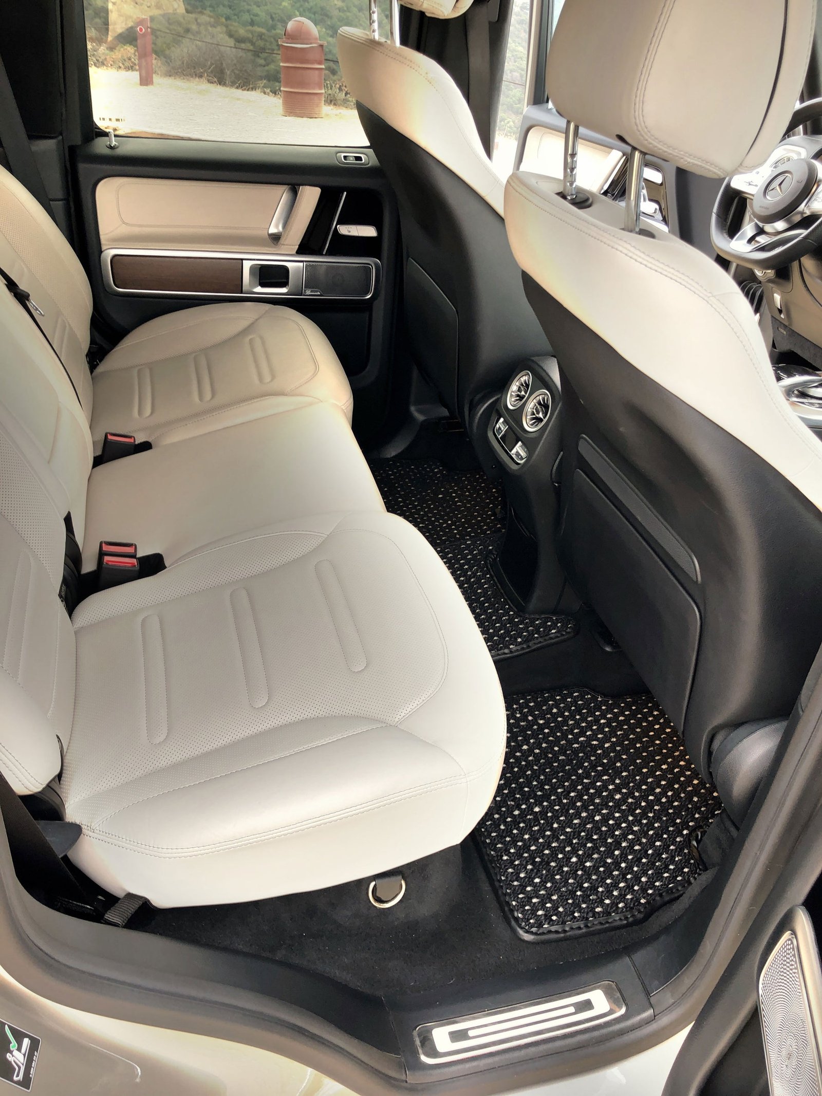 COCO FLOOR MATS FOR THE NEW 2019+ G-WAGEN - Image 3