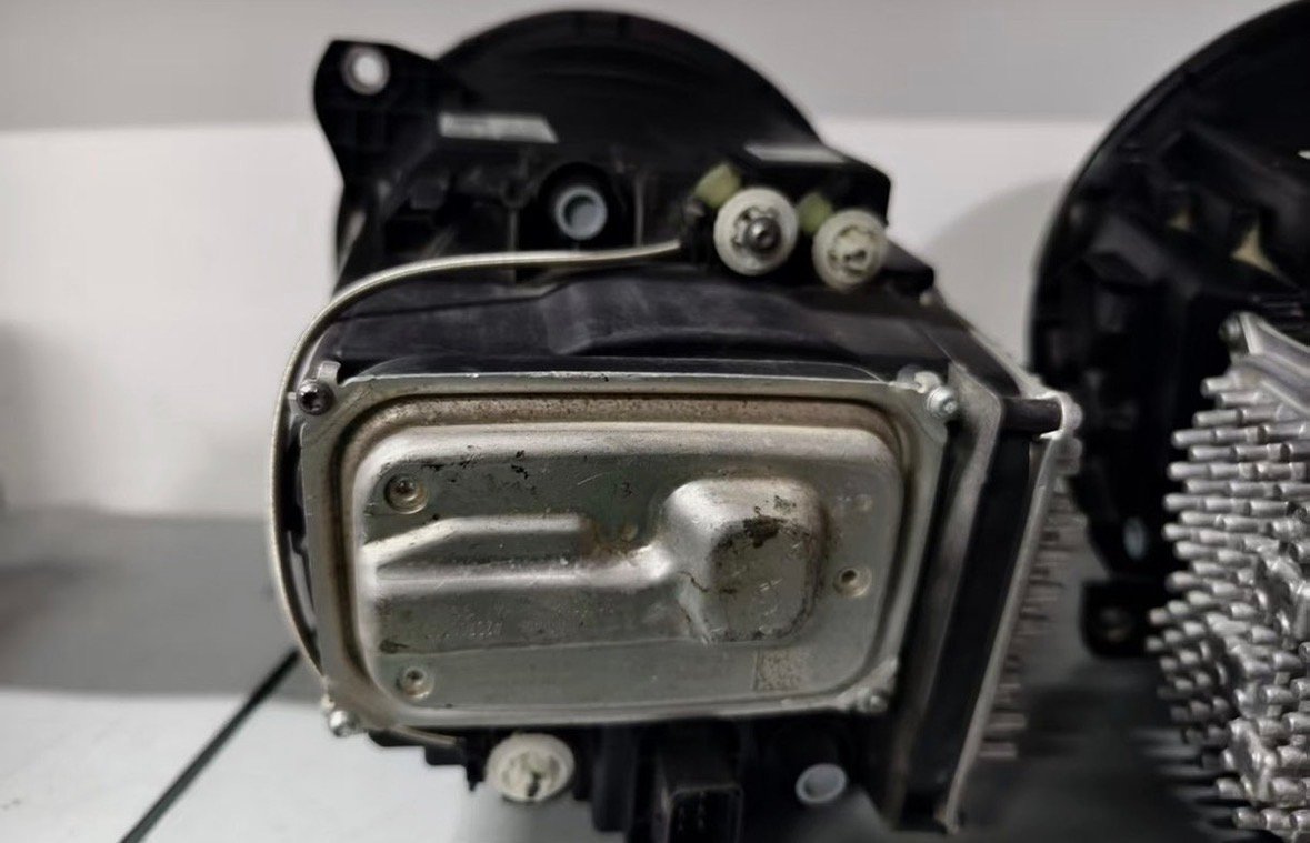 perfect!Mercedes-benz G-class LED headlights smoked style 2pcs L/R genuine oem - Image 8